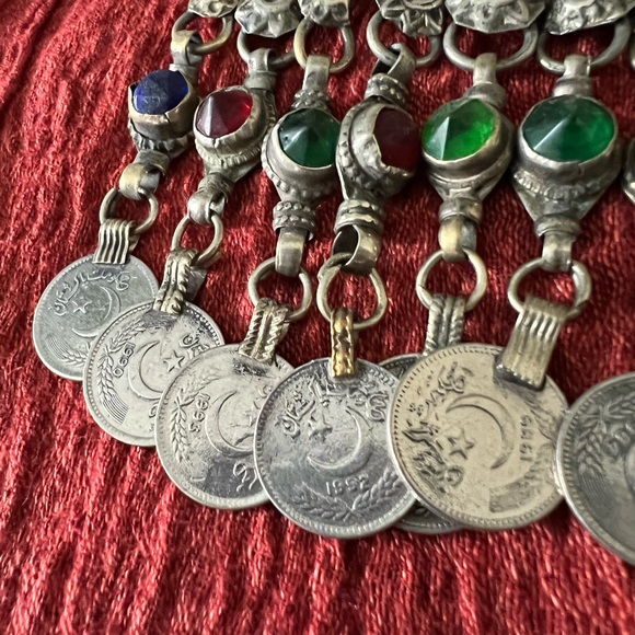 *Vintage* Handmade Middle Eastern Choker (1990’s) - Picture 4 of 10